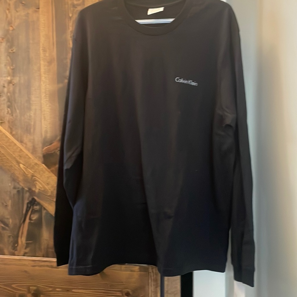 Men’s long sleeve tshirt